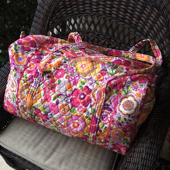 Vera Bradley Giant Carry On - Picture 2 of 12